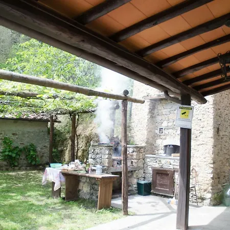 Il Frutteto Natura A Relax بيت للعطل Stazzema